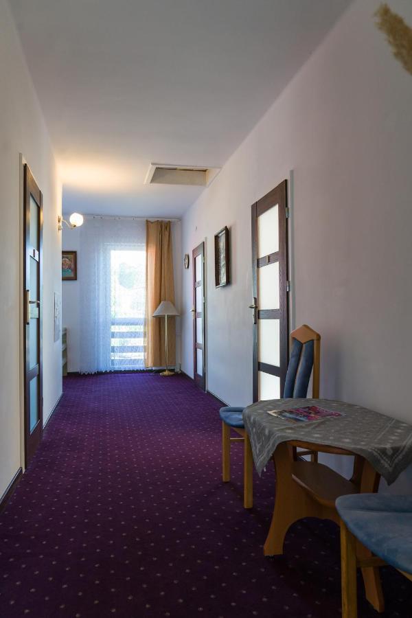 Milusia Muszyna Hotel Екстериор снимка